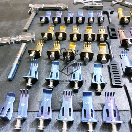 Mercian Advanced Black Belt ACD Cervical Retractor set